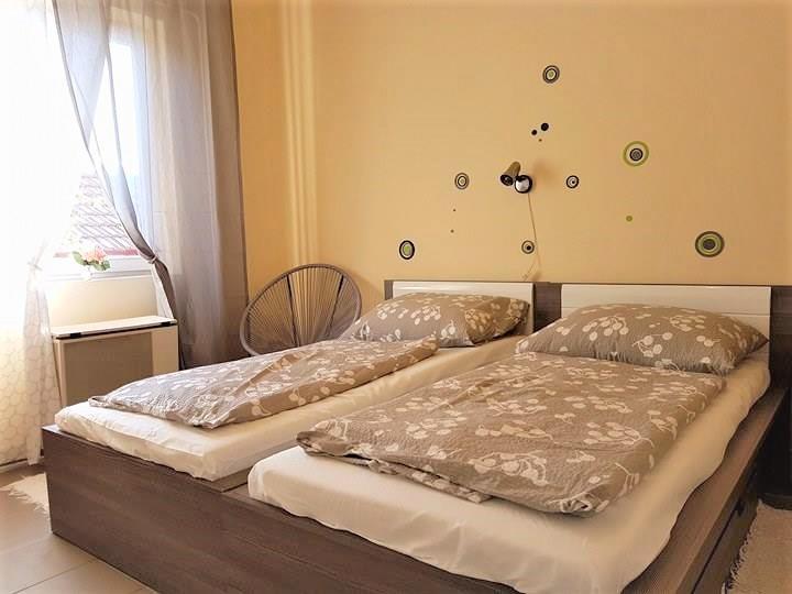 Kovacs Vendeghaz Apartment Matraderecske ภายนอก รูปภาพ