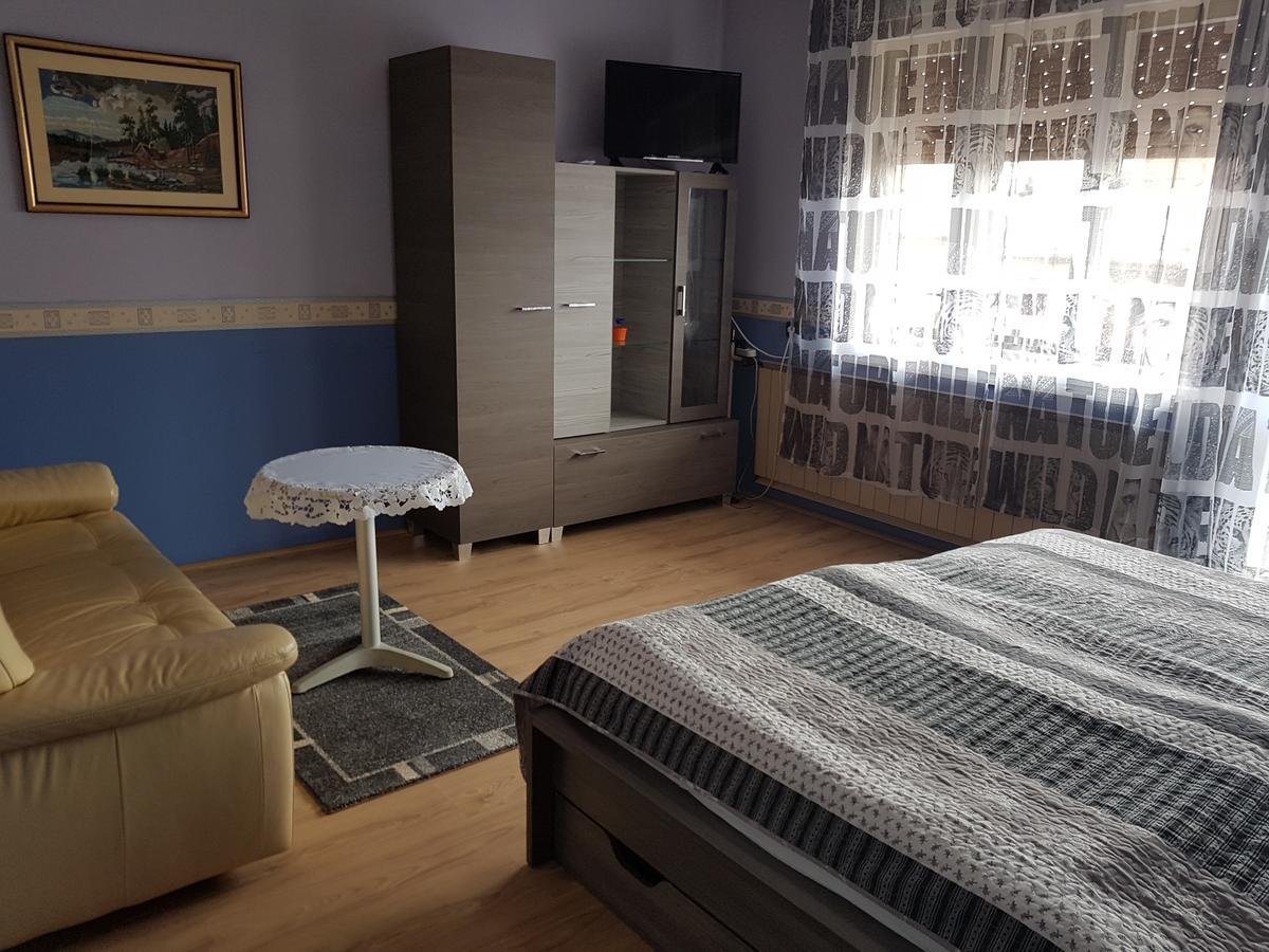 Kovacs Vendeghaz Apartment Matraderecske ภายนอก รูปภาพ